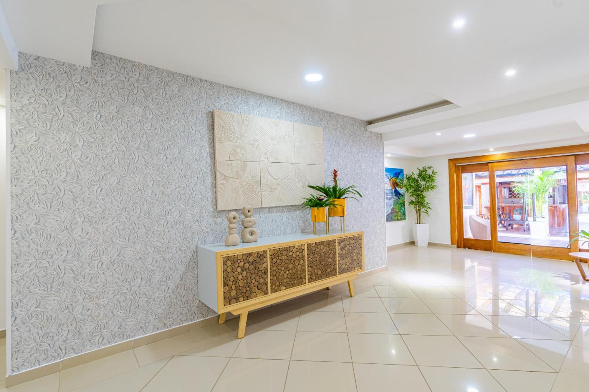 Hotel Boutique Del Lago 纳瓜 外观 照片