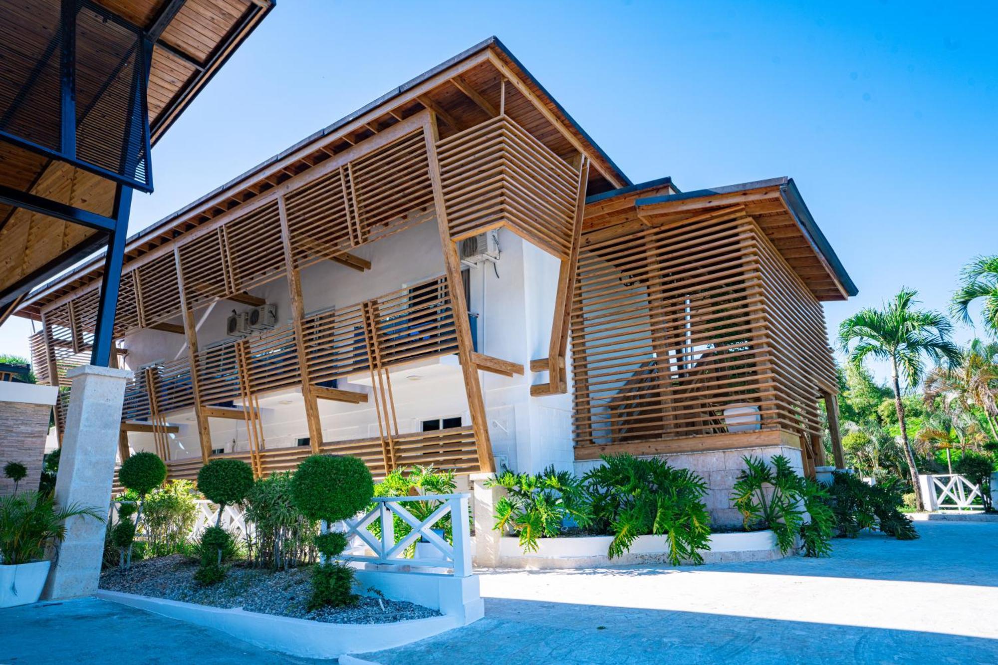 Hotel Boutique Del Lago 纳瓜 外观 照片